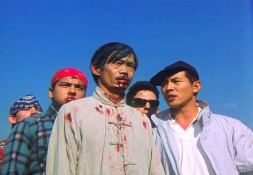 The Hispanic gang, Tak (Yuen Wah) and Jet (Jet Li Lian Jie)